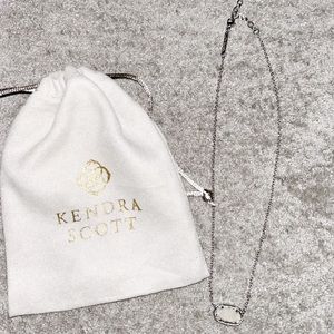 Silver and White Kendrah Scott Necklace 🤍